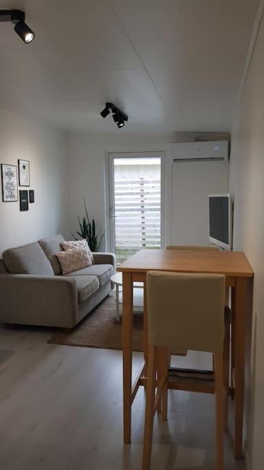Lgh Lillemor, Naera Havet, Staden Och Naturen Stromstad Exterior photo